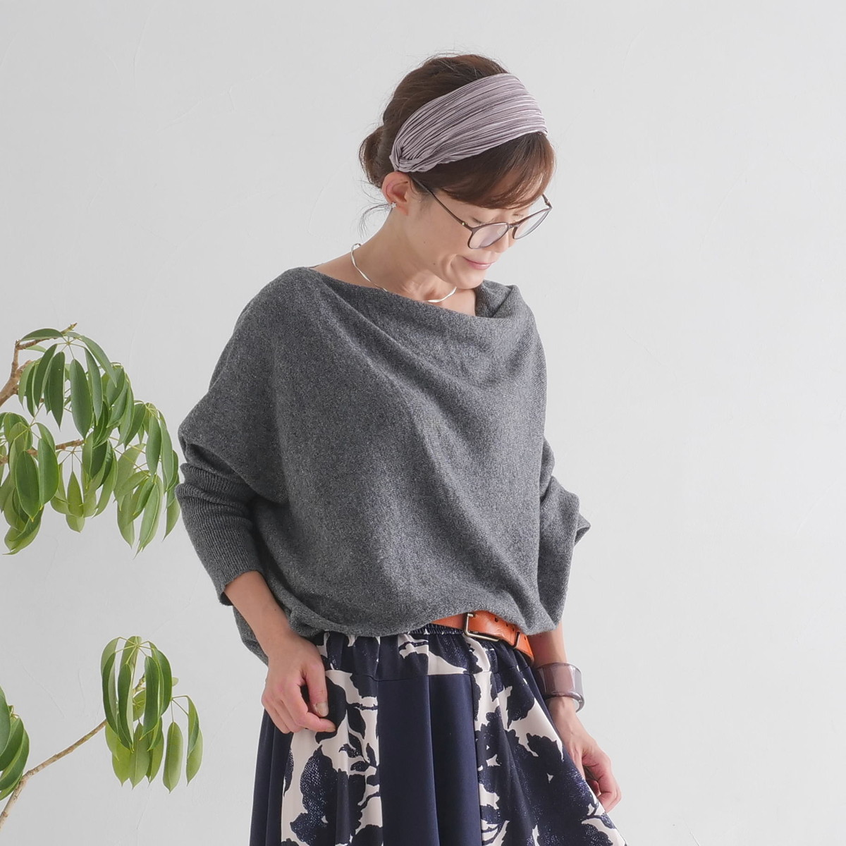 軽く暖かい天然素材＊カシミヤ＊やわらかアシンメトリートップス＊上品シルエットの大人カジュアル＊d-tp528の画像