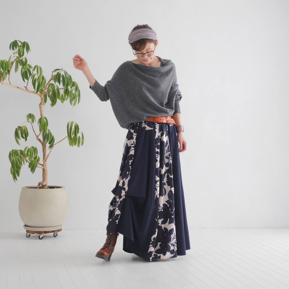 軽く暖かい天然素材＊カシミヤ＊やわらかアシンメトリートップス＊上品シルエットの大人カジュアル＊d-tp528の画像