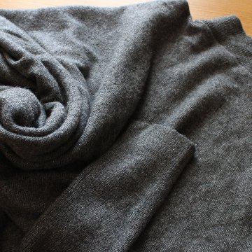 軽く暖かい天然素材＊カシミヤ＊やわらかアシンメトリートップス＊上品シルエットの大人カジュアル＊d-tp528の画像