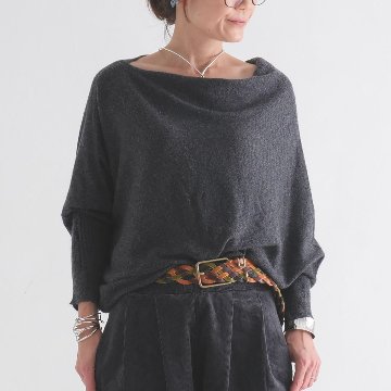 軽く暖かい天然素材＊カシミヤ＊やわらかアシンメトリートップス＊上品シルエットの大人カジュアル＊d-tp528の画像