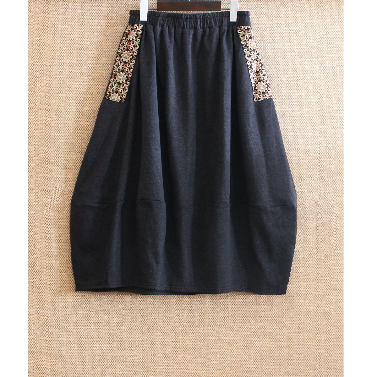 インド刺繍リボンのポケットが揺れる＊ふんわり大人可愛い＊ふんわり暖か裏起毛＊バルーンスカート＊ d-sk511の画像