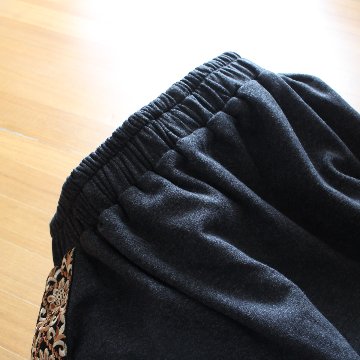 インド刺繍リボンのポケットが揺れる＊ふんわり大人可愛い＊ふんわり暖か裏起毛＊バルーンスカート＊ d-sk511の画像