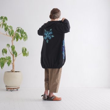 やさしく包む履き心地＊あったかコーデュロイ＊ゆったりシルエット＊ワイドテーパードパンツ＊d-pn008の画像