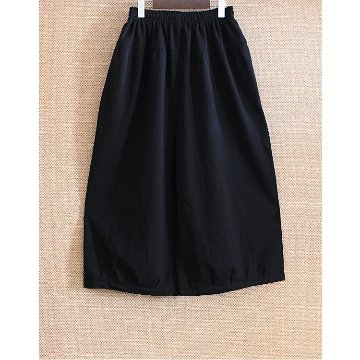 丸っこいシルエット＊どんなコーデにも相性抜群＊大人ナチュラルな無地＊バルーンワイドパンツ＊ブラック＊d-pn506の画像