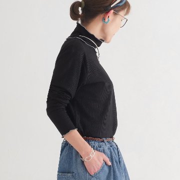 ロングシーズン活躍＊メロウ仕上げがアクセント＊リブ素材＊タートルネックトップス＊d-tp3001の画像