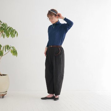 ロングシーズン活躍＊メロウ仕上げがアクセント＊リブ素材＊タートルネックトップス＊d-tp3001の画像