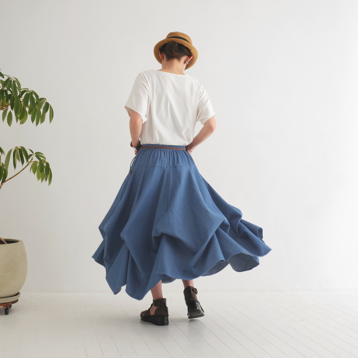  【自由にアレンジスカート】デニム～denim～どんなコーデも自由自在にデザインができる＊変形＊バルーン＊立体ロングスカート＊d-sk2003の画像