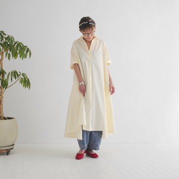 着丈2展開＊スキッパー襟＊こなれ感あるゆったりデザイン＊七分袖＊フレアワンピース＊無地＊d-dr2002の画像