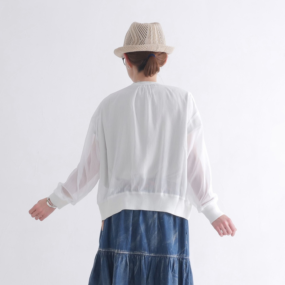 さらり軽やか＊大人のシアーブルゾン＊ドット柄＊シワになりにくい＊透け感＊ライトアウター＊ジップアップ＊d-jk3007の画像