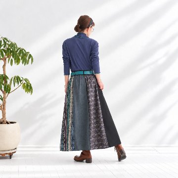 個性的な柄切り替え＊パッチワーク風ロングスカート＊綿100％＊裏地付き＊ウエストゴムの画像