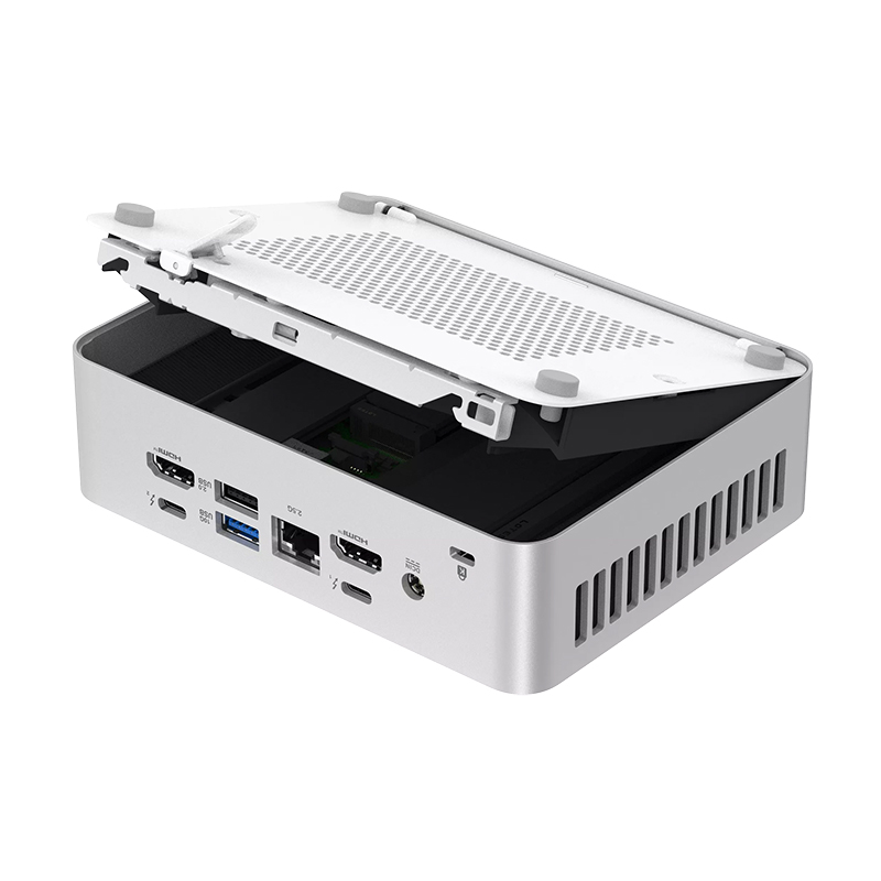 NUC 15 Pro+ Kit (RNUC15CRSU900000I)の画像