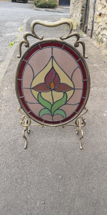Brass stained glass fire screen画像