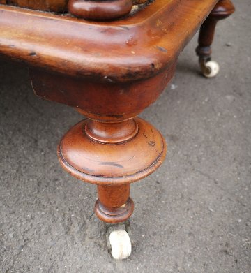 Victorian Inlaid Walnut Canterbury画像