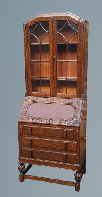Carved Oak Bureau Bookcase With Sliding Interior画像