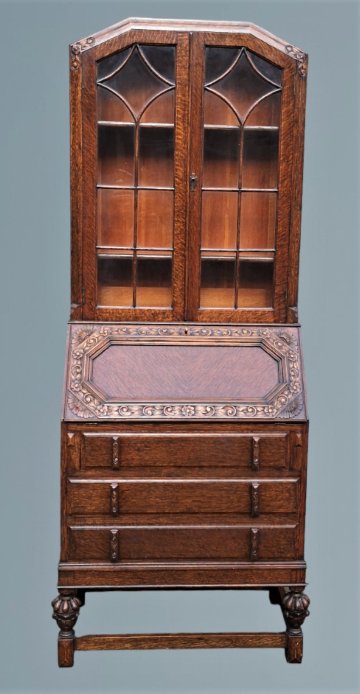 Carved Oak Bureau Bookcase With Sliding Interior画像