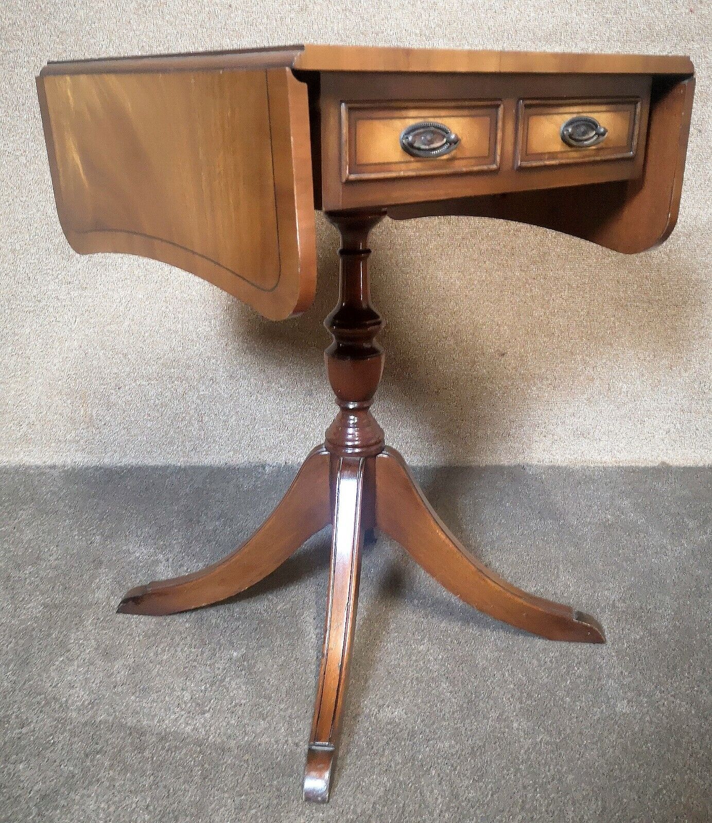Miniature Figured Mahogany Sofa Table Reprodux Bevan Funnell画像