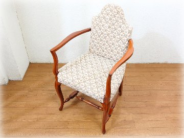 Art Deco Queen Anne Style Walnut Armchair画像