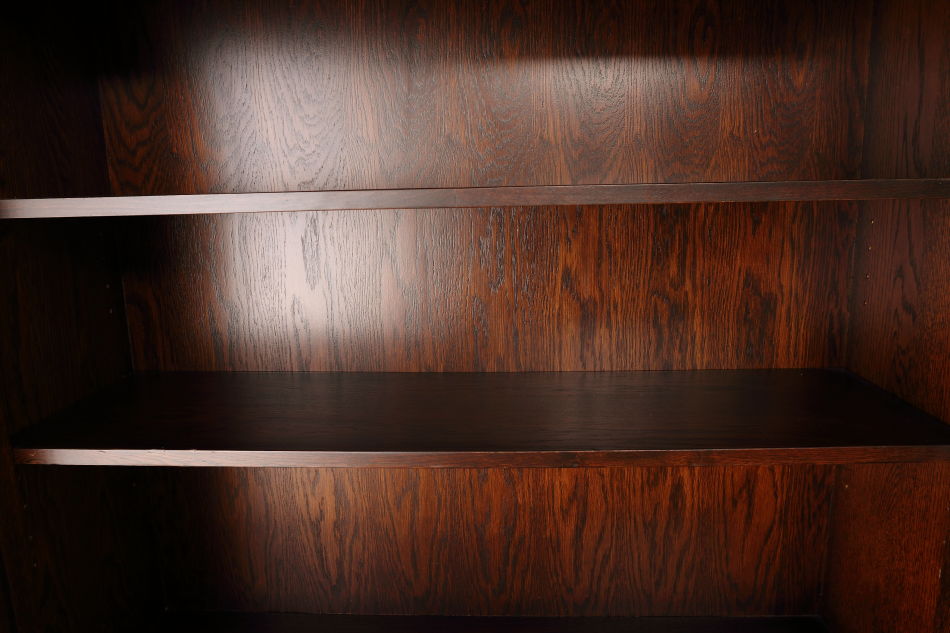 Oak leaded door bookcaseの画像