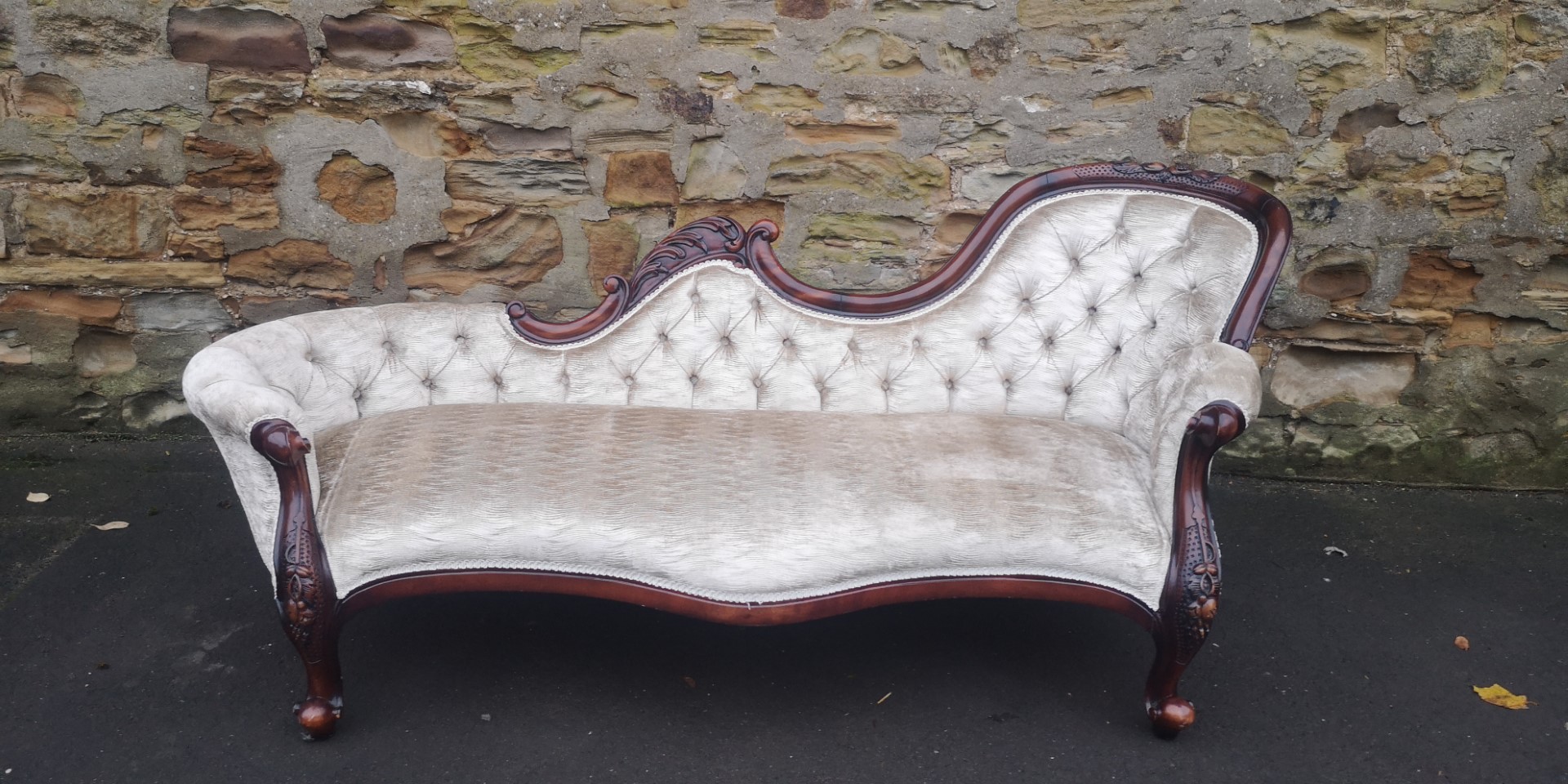 Mahogany sofa and chair (Sofa)画像
