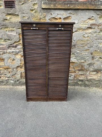 Double shutter filing cabinet with original keyの画像