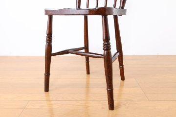 Rustic chairの画像