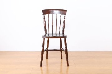 Rustic chairの画像