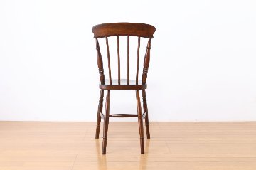 Rustic chairの画像