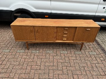 G Plan mid century dining room suite(sideboard)の画像