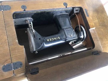 Japanese SINGER　Sewing Machine & Stoolの画像