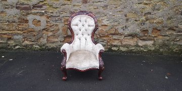 Mahogany sofa and chair (Chair)の画像