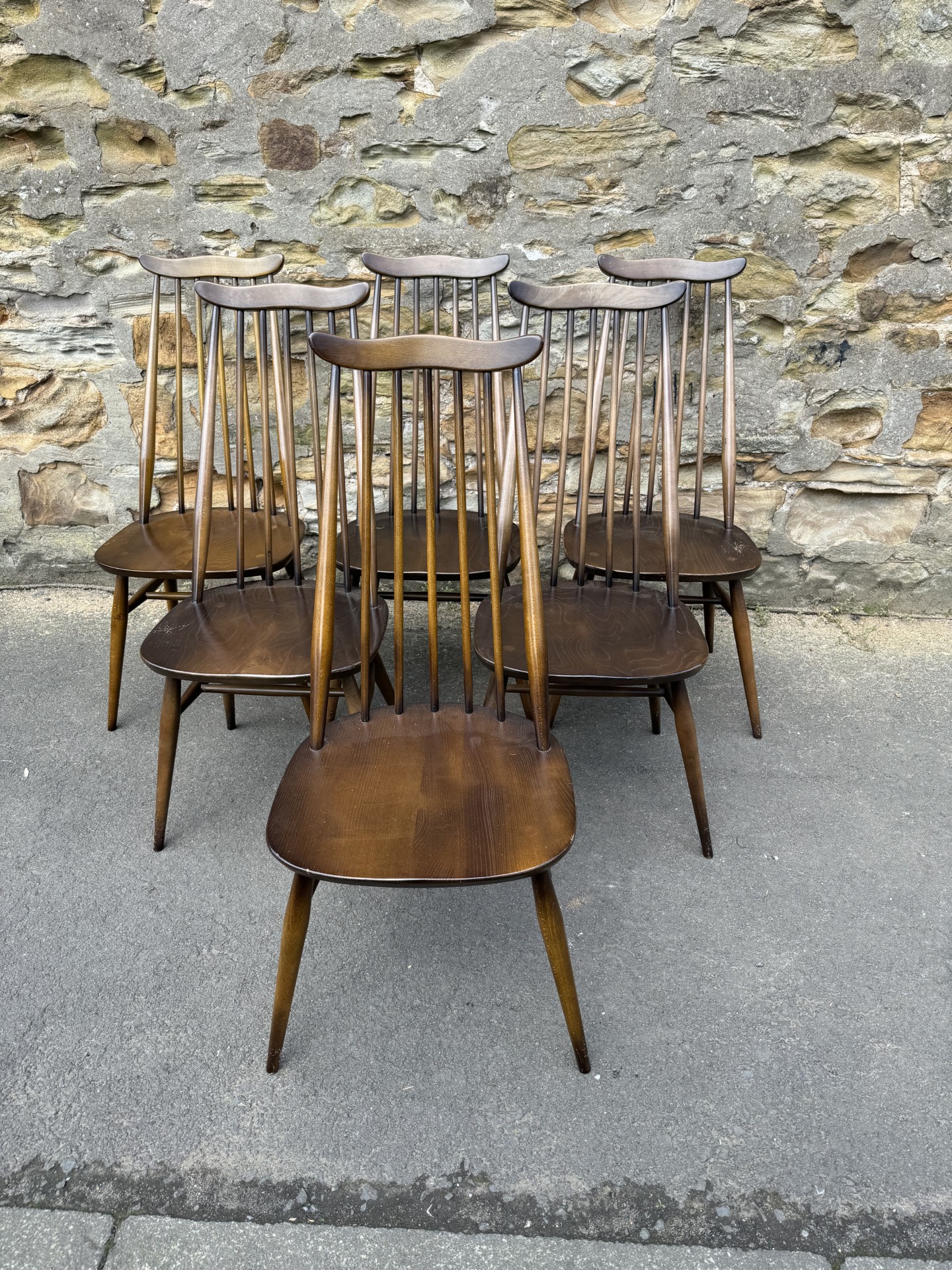 6 Ercol chairs and table(Chairs)の画像