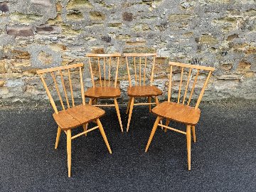 9 Ercol chairs(4 Ercol chairs)の画像