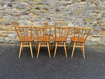 9 Ercol chairs(4 Ercol chairs)の画像