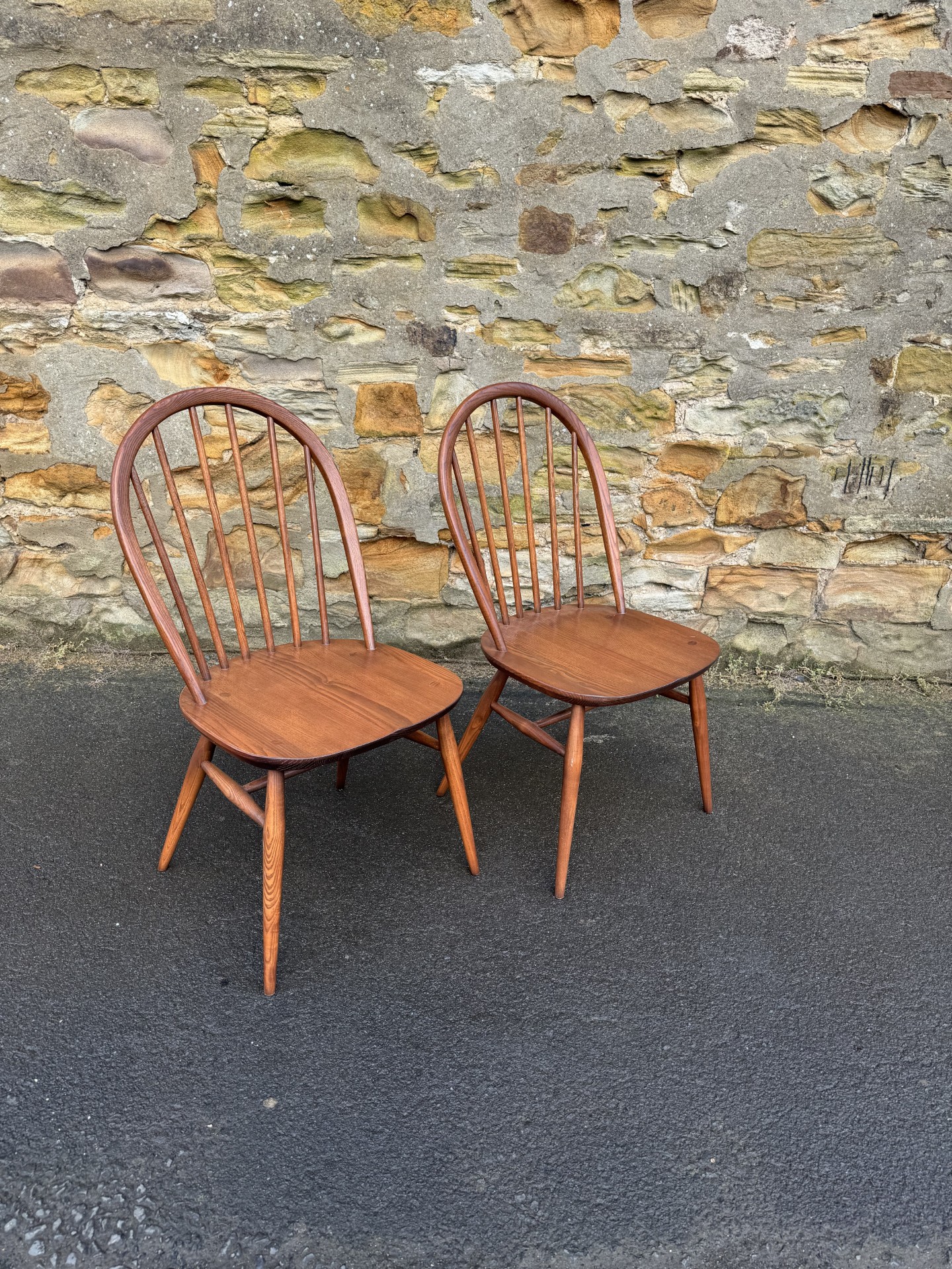 9 Ercol chairs(Pair of Ercol chairs)の画像