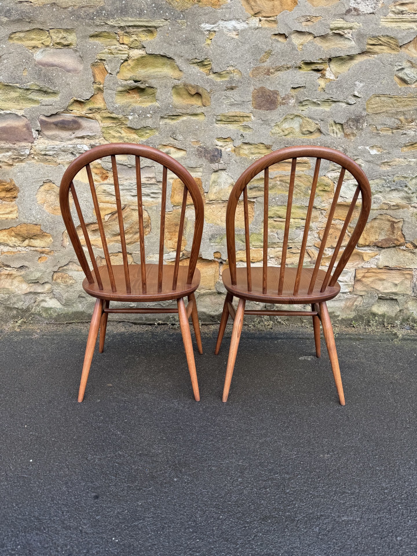 9 Ercol chairs(Pair of Ercol chairs)の画像