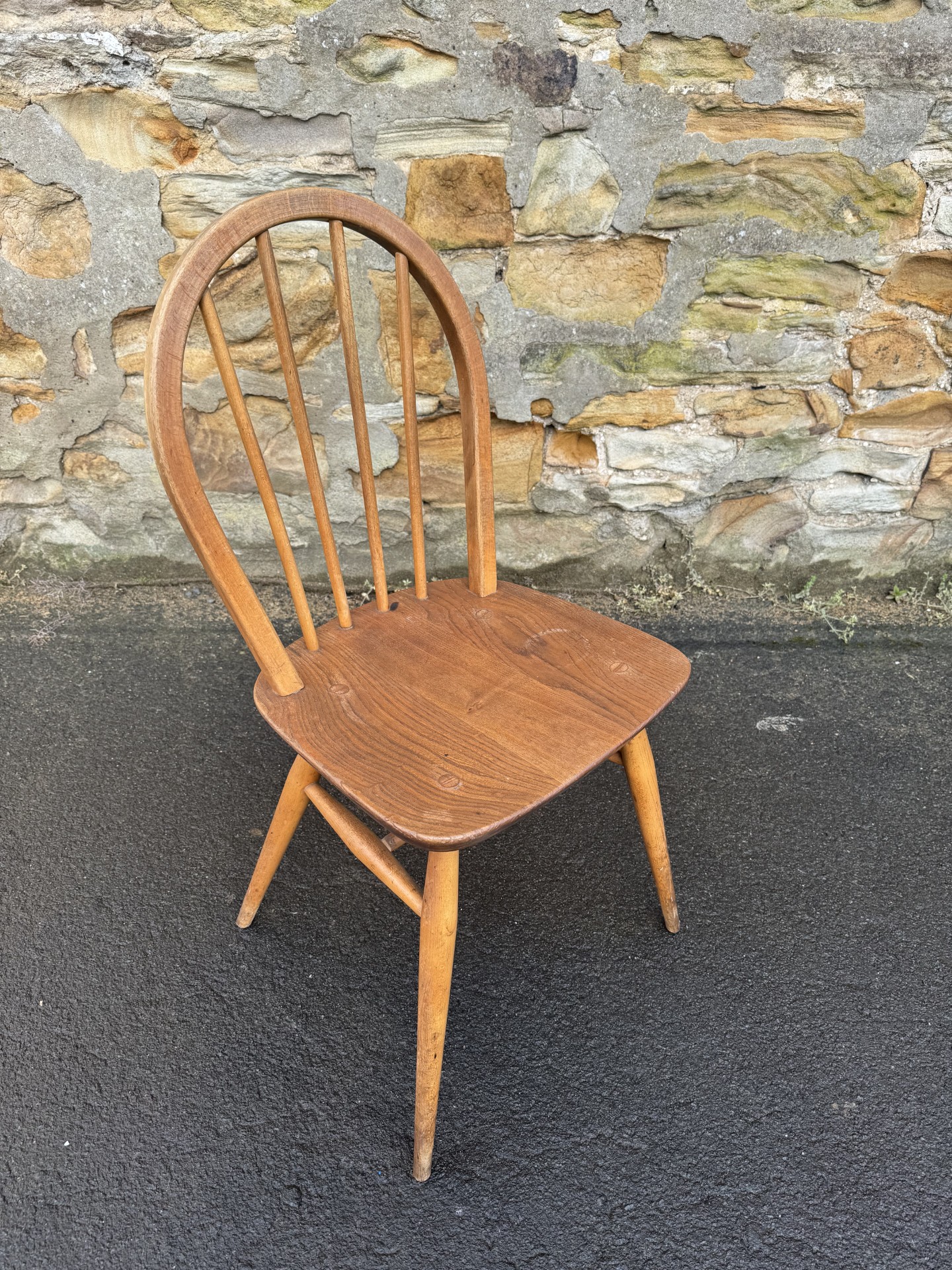 9 Ercol chairs(Ercol chair)の画像