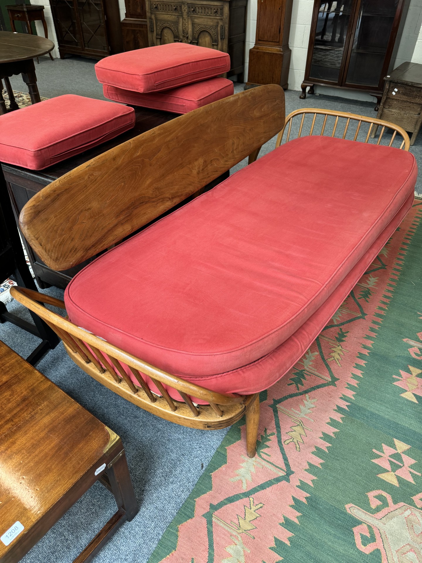 Ercol Couchの画像