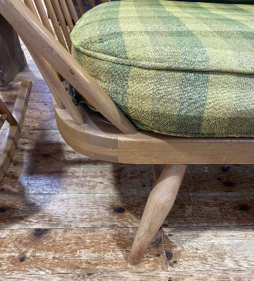 Ercol Windsor 3 piece lounge suite(Couch Sofa)の画像