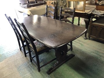 ERCOL OLD COLONIAL TABLE & 4 CHAIRS (TABLE)の画像