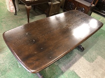 ERCOL OLD COLONIAL TABLE & 4 CHAIRS (TABLE)の画像