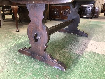 ERCOL OLD COLONIAL TABLE & 4 CHAIRS (TABLE)の画像