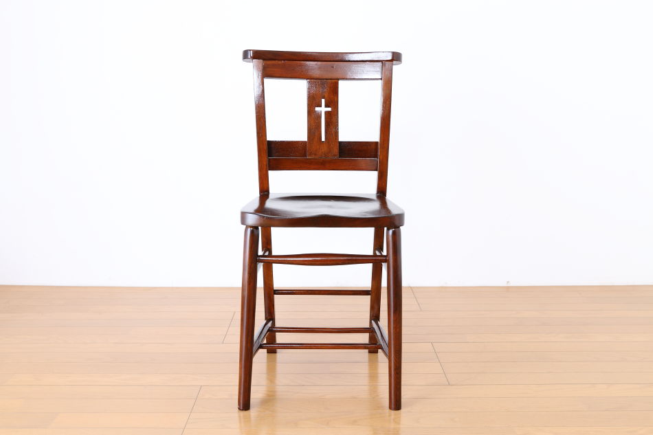 Old Chapel Chairの画像