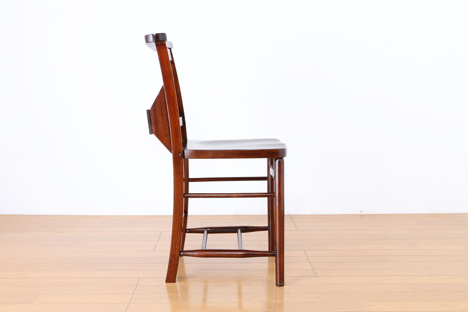 Old Chapel Chairの画像