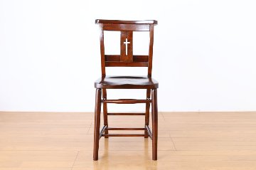 Old Chapel Chairの画像