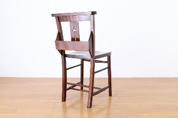 Old Chapel Chairの画像