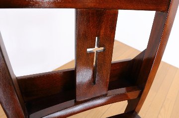 Old Chapel Chairの画像