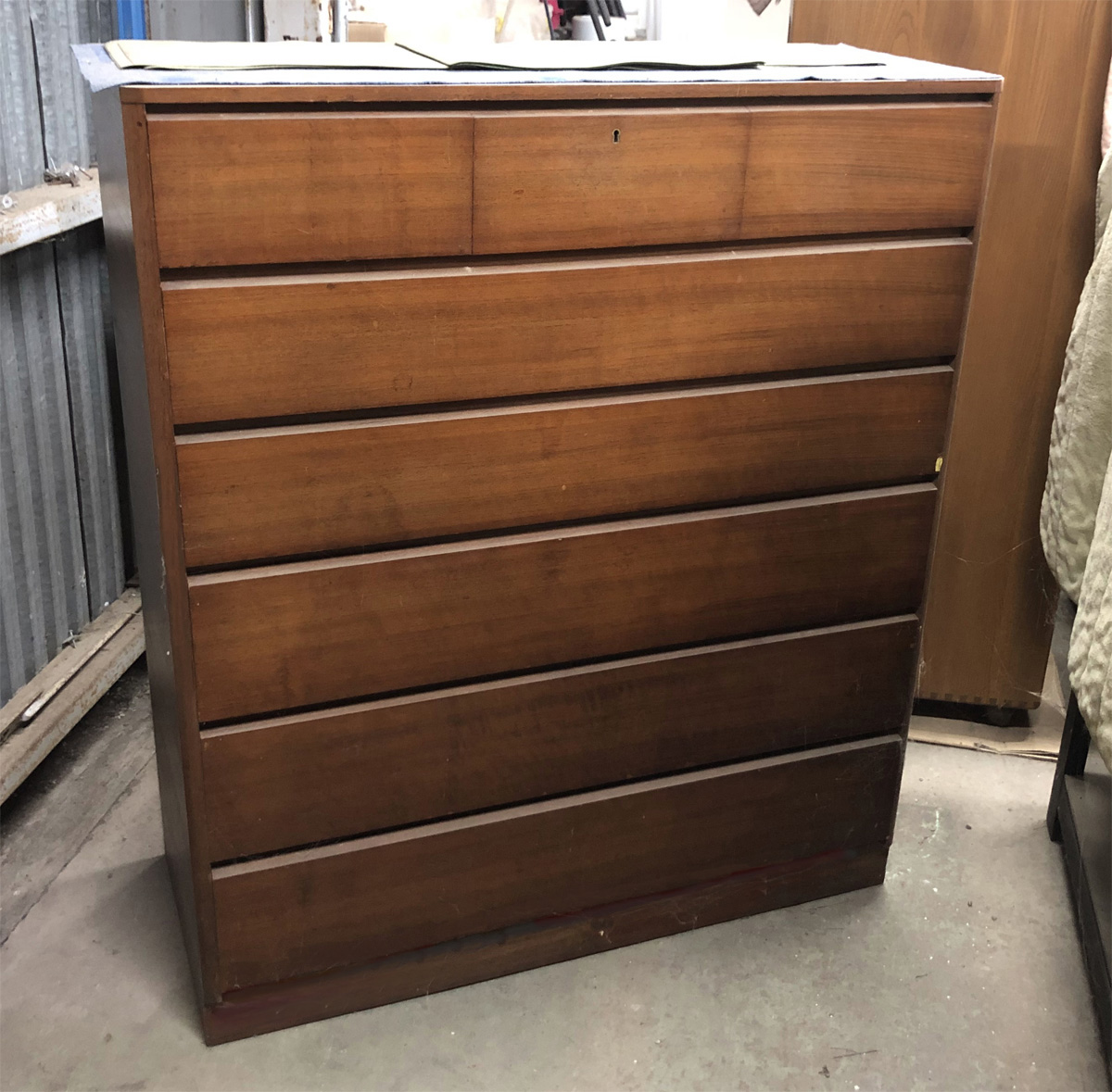 昭和回顧／レトロ　和箪笥六段 Japanese chest of drawersの画像