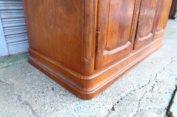 昭和レトロ／洋風家具　サクラ ３ドアワードローブ／Danielの画像