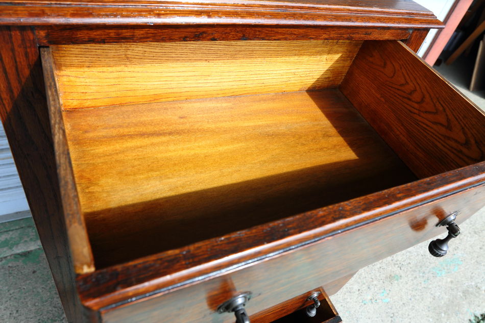 Art Deco style oak tall chest of 6 drawersの画像