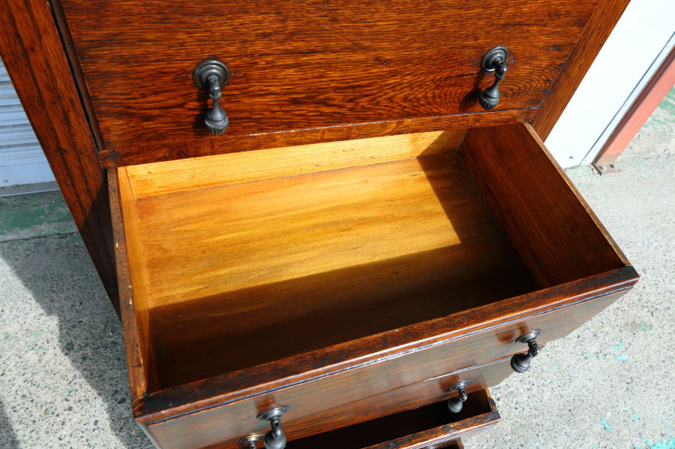 Art Deco style oak tall chest of 6 drawersの画像